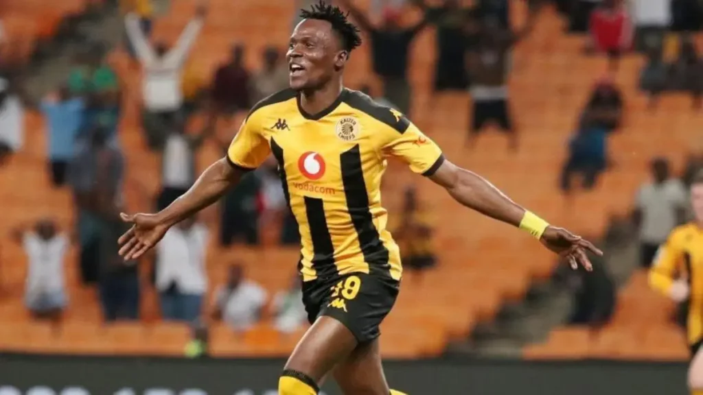 Raja Casablanca’s Coach Fadlu Davids Eyes Kaizer Chiefs Winger