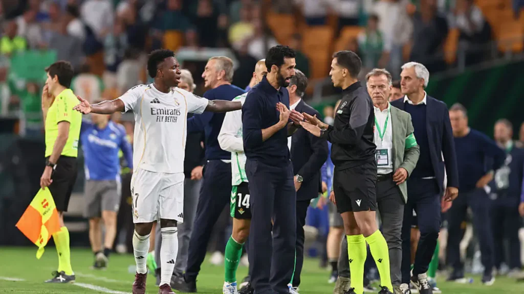 Real Madrid Players Insult Coach During Matches