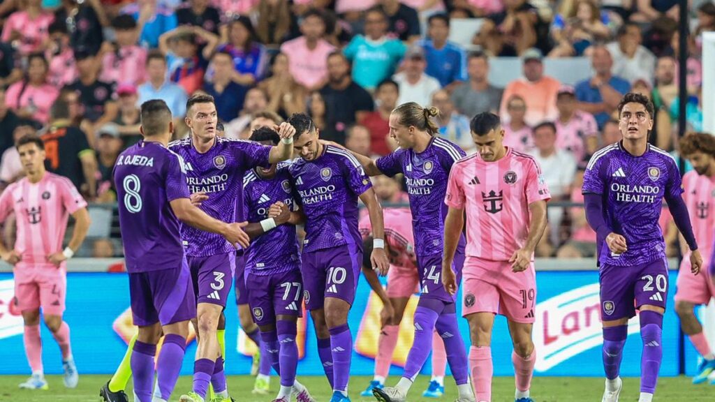 ഒജെഡയുടെ ഹാട്രിക്; 3-0ത്തിന് മുന്നിലെത്തിയ ശേഷം ഒർലാൻഡോ സിറ്റിയോട് തോറ്റ് മെസ്സിയും ഇന്റർ മയാമിയും
