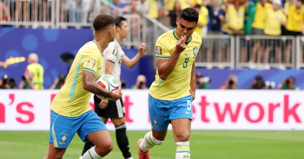 फीफा वर्ल्ड कप: रोमांचक मुकाबले में ब्राजील ने जापान को 2-1 से हराया