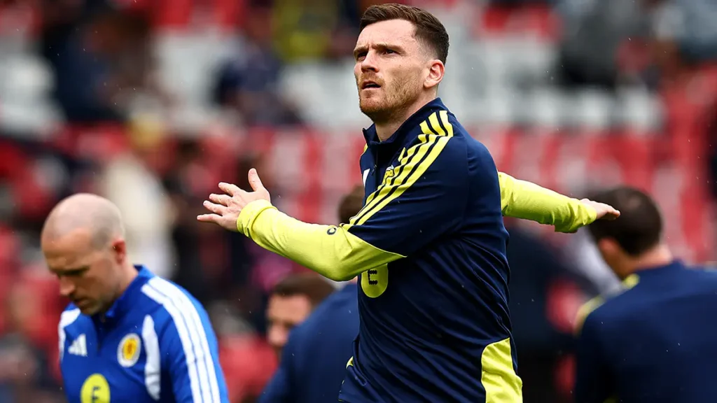 Andrew Robertson officially signs with Tottenham