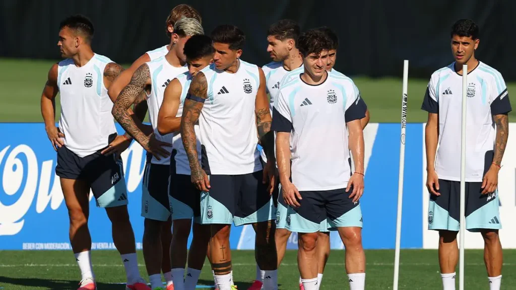 Barcelona Set to Make Record-Breaking Bid for Star Forward Barcelona Set to Make Record-Breaking Bid for Star Forward