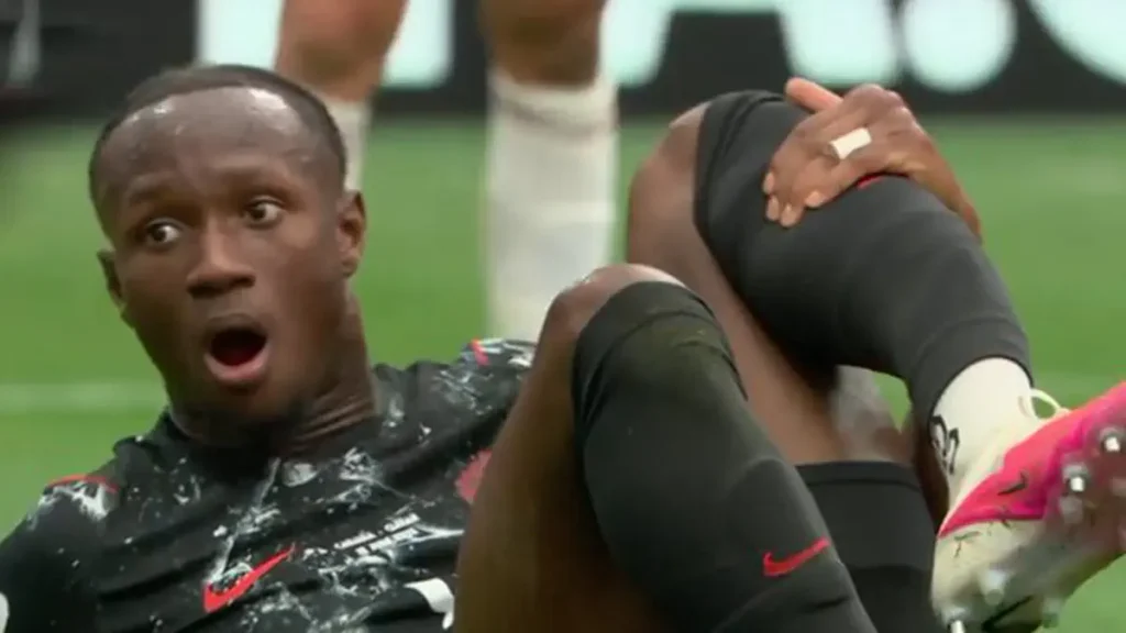 Canadian Player Breaks Leg in Match Against Qatar (Video)