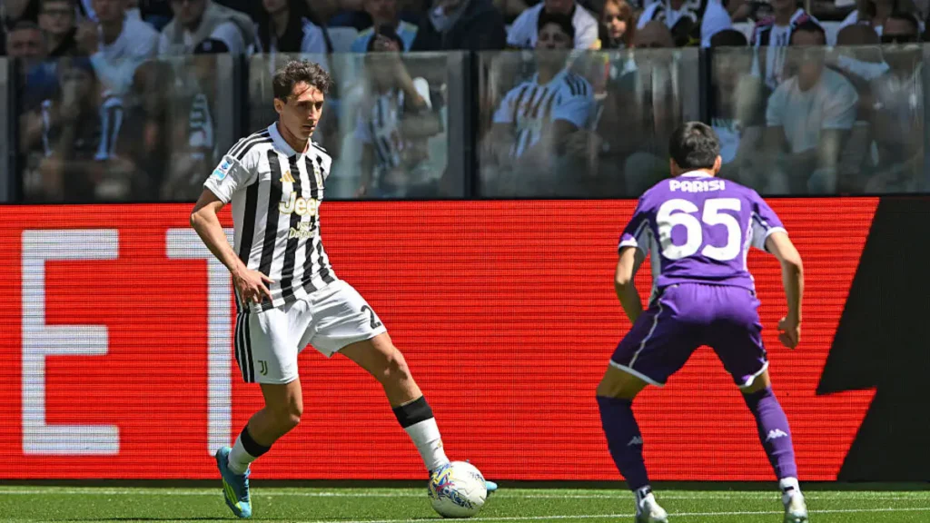 Chelsea Eyes Juventus Left-Back Xabi Alonso