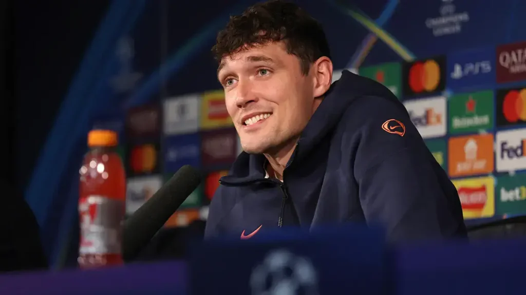 Christensen turns down two clubs to extend his contract Christensen turns down two clubs to extend his contract