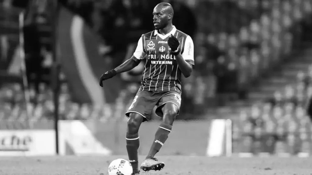 Former Caen and Gabon defender Yrondu-Musavu King dies at 30 Former Caen and Gabon defender Yrondu-Musavu King dies at 30