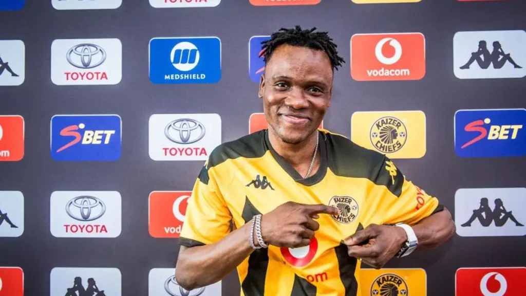 Glody Lilepo Expected to Remain with Kaizer Chiefs Amid Various Interest