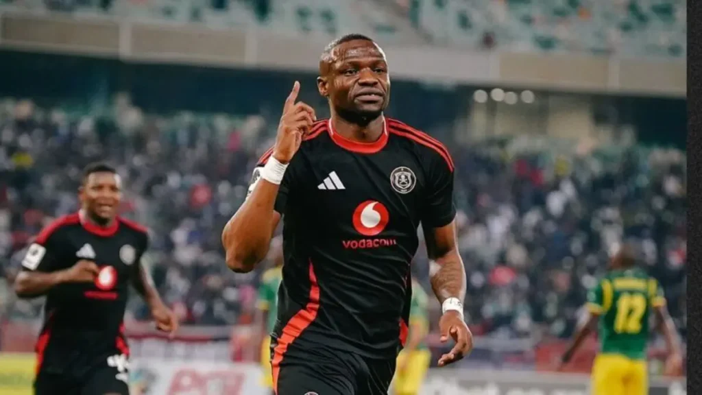 Orlando Pirates’ departure opens the door for Tshegofatso Mabasa to move to Kaizer Chiefs