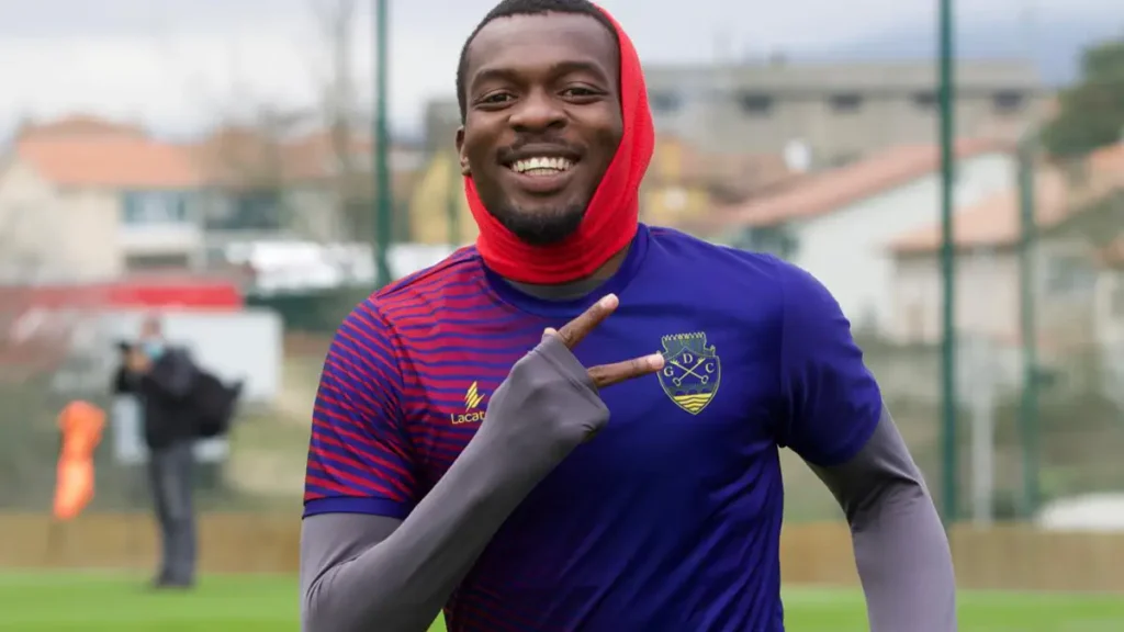 Qarabag finalizes deal to bring in Mozambican left-back Bruno Langa from Almería