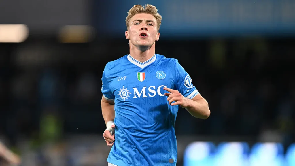Rasmus Højlund officially joins Napoli Rasmus Højlund officially joins Napoli