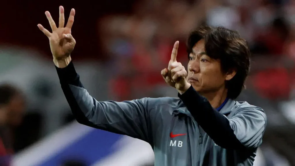 South Korea’s coach Hong Myung-bo takes blame for loss to South Africa, hints at possible resignation