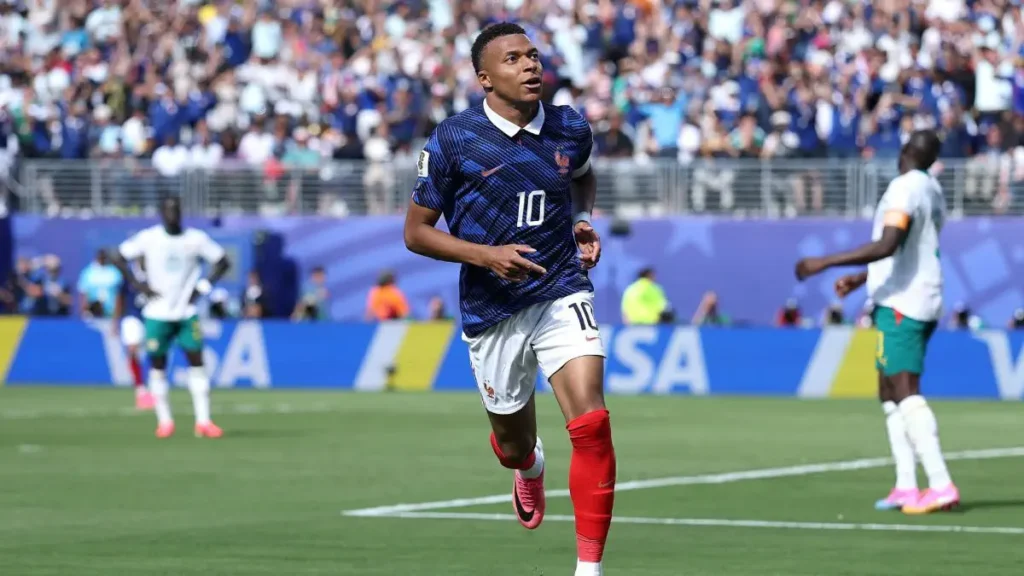 Top 10 Fastest Players in World Cup: Mbappé Comes in Ninth