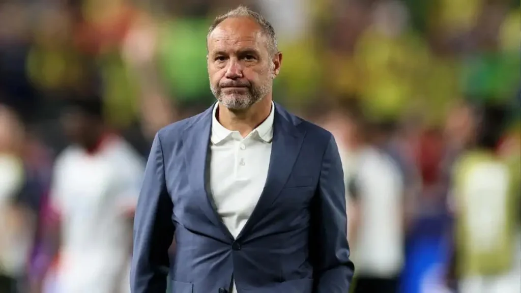 World Cup coach resigns amid toxic management issues