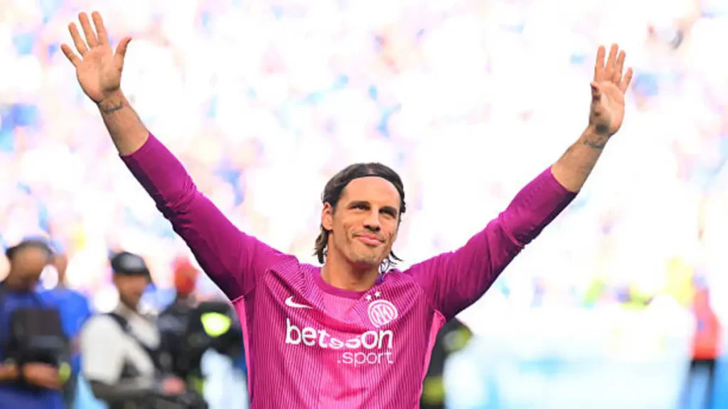 Yann Sommer may move to the Eredivisie